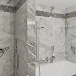 Amazing 2 Bedroom Flat: Specious And Apartment *