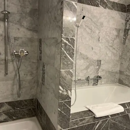 Amazing 2 Bedroom Flat: Specious And * 苏黎世