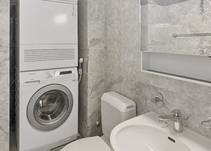 Amazing 2 Bedroom Flat: Specious And 취리히