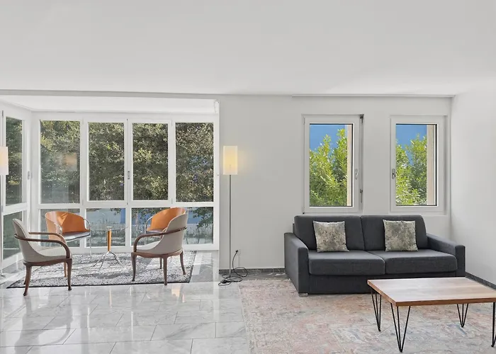 Appartamento Amazing 2 Bedroom Flat: Specious And *